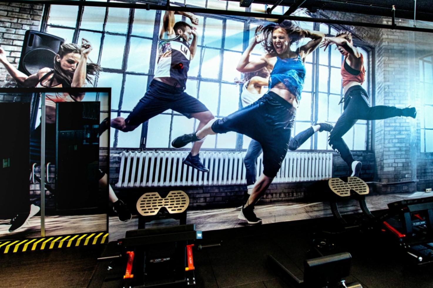 Studio del movimento attraverso esercizi di floor work